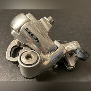 Shimano 105 10 Speed Rear Derailleur RD-5600 short cage silver